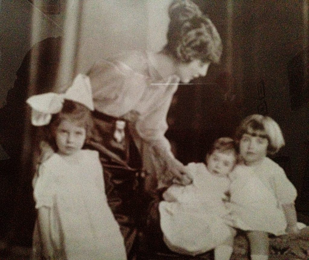 My grandmother with her three daughters